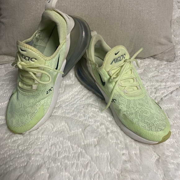 Nike lime yellow sneakers lightly worn.. size 8 - Picture 1 of 8